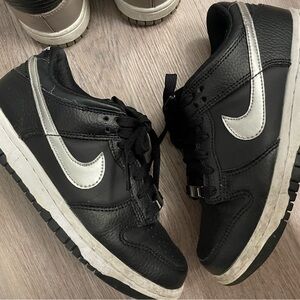 Nike Black and Metallic Sneakers